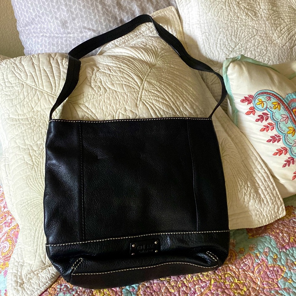 Like new 100% leather “The Sak”!